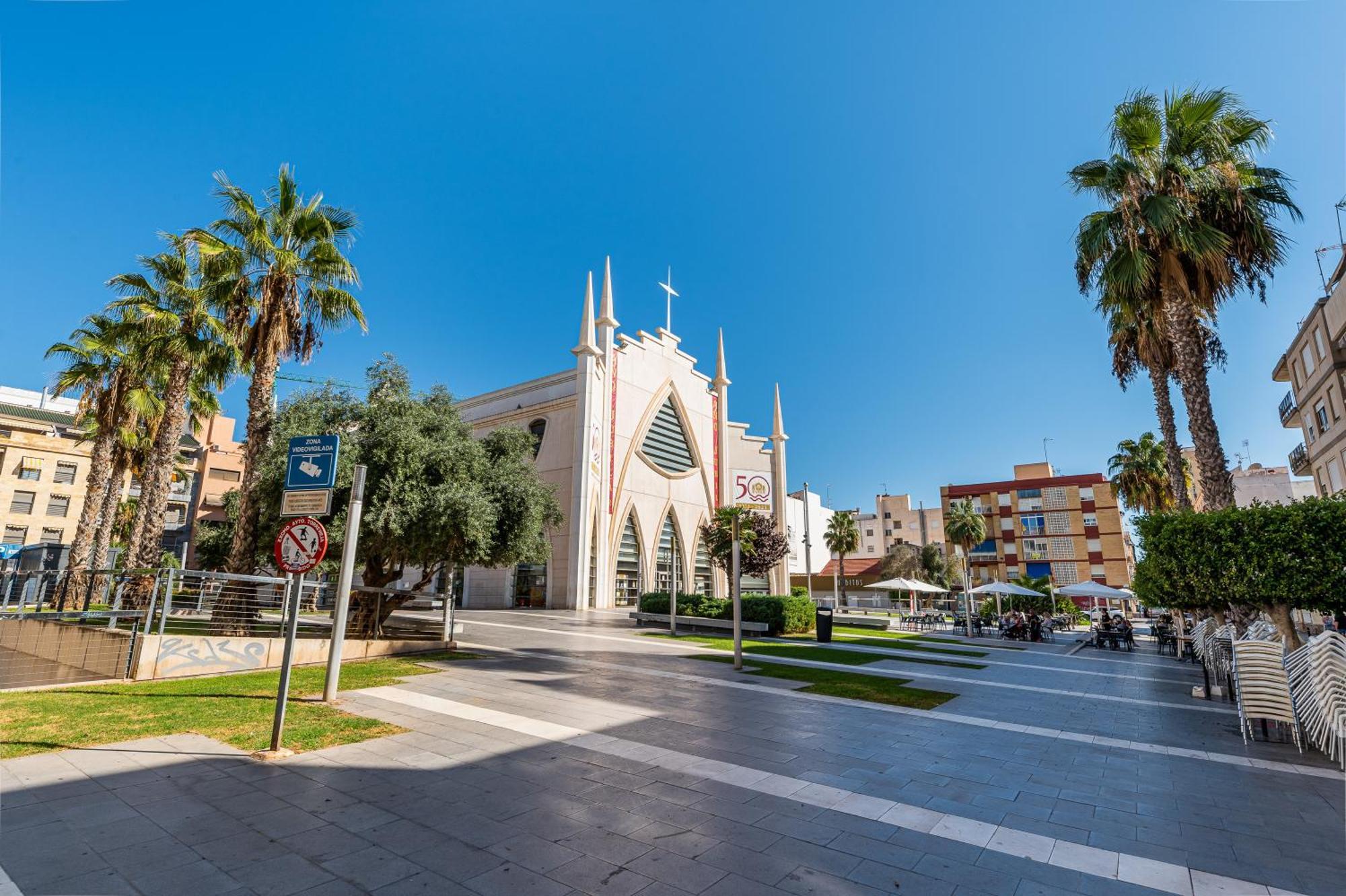 Apartamento En Centro Torrevieja Bagian luar foto
