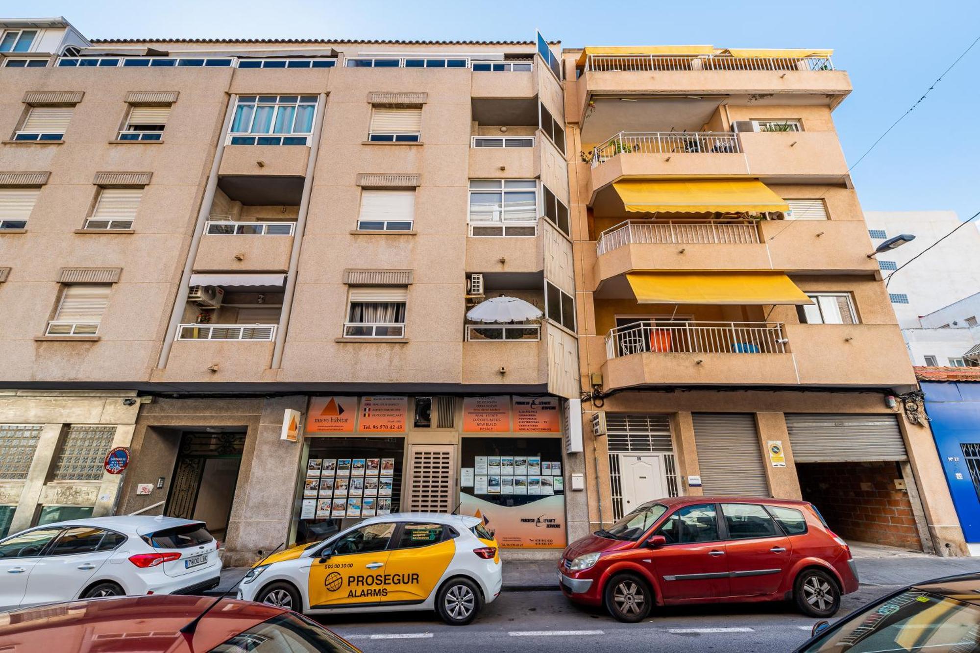 Apartamento En Centro Torrevieja Bagian luar foto